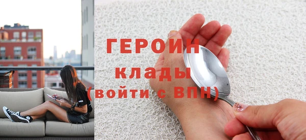 твердый Аксай